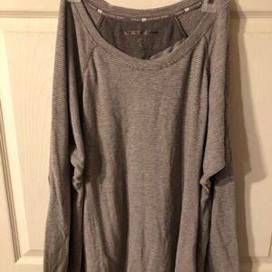 Tommy Hilfiger long sleeve stripped shirt. 2x